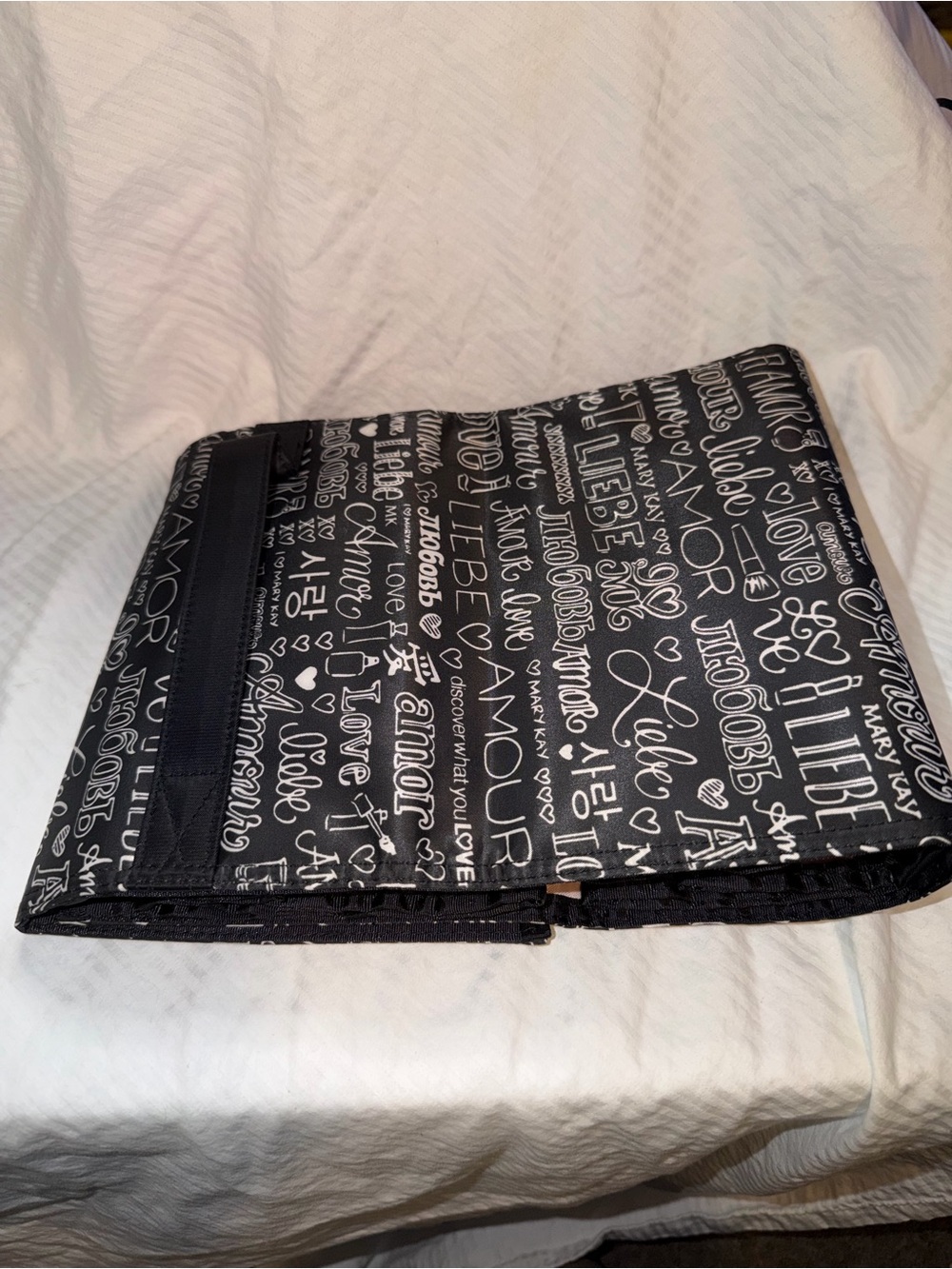 Mary Kay Black and White Graphic Foldable Organizer